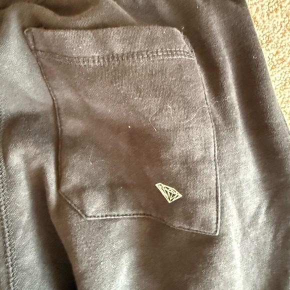 Diamond Supply Co. x Ape Rainbow Grill - Picture 5 of 5